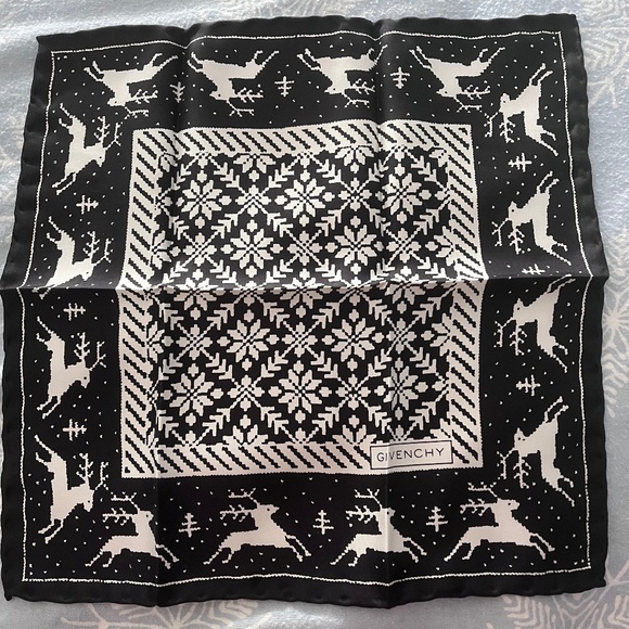 Givenchy silk handkerchief - New - Picture 1 of 6